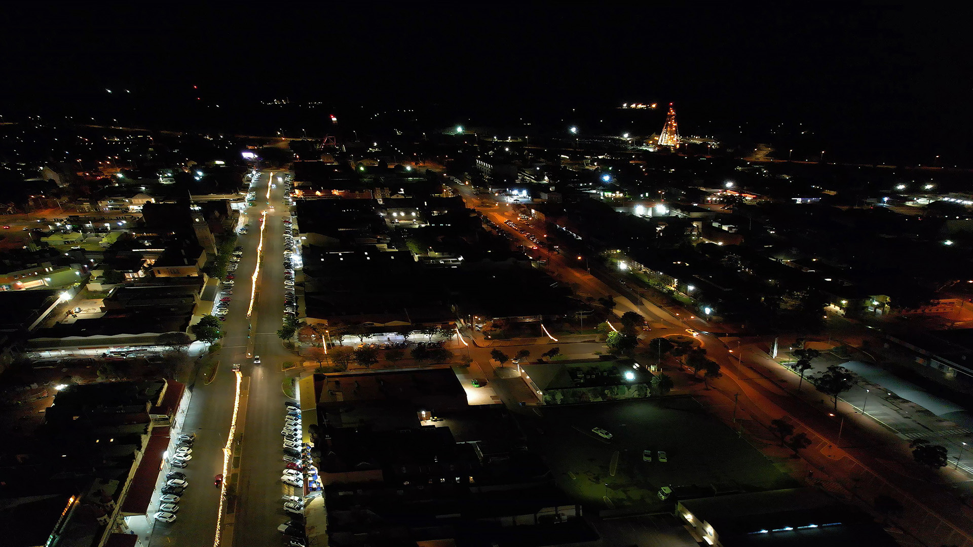 Christmas Lights at Night,Hannan St,Kalgoorlie,Western Australia DJI FORUM